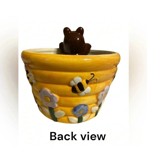 Adorable little bear planter, candy dish, key dish etc. - Picture 5 of 9